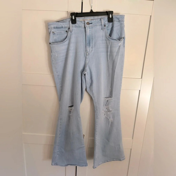 Levi's 726 Flare High Rise Jean Size 34 - Picture 1 of 4